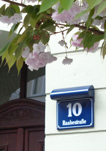 Raabestraße 10